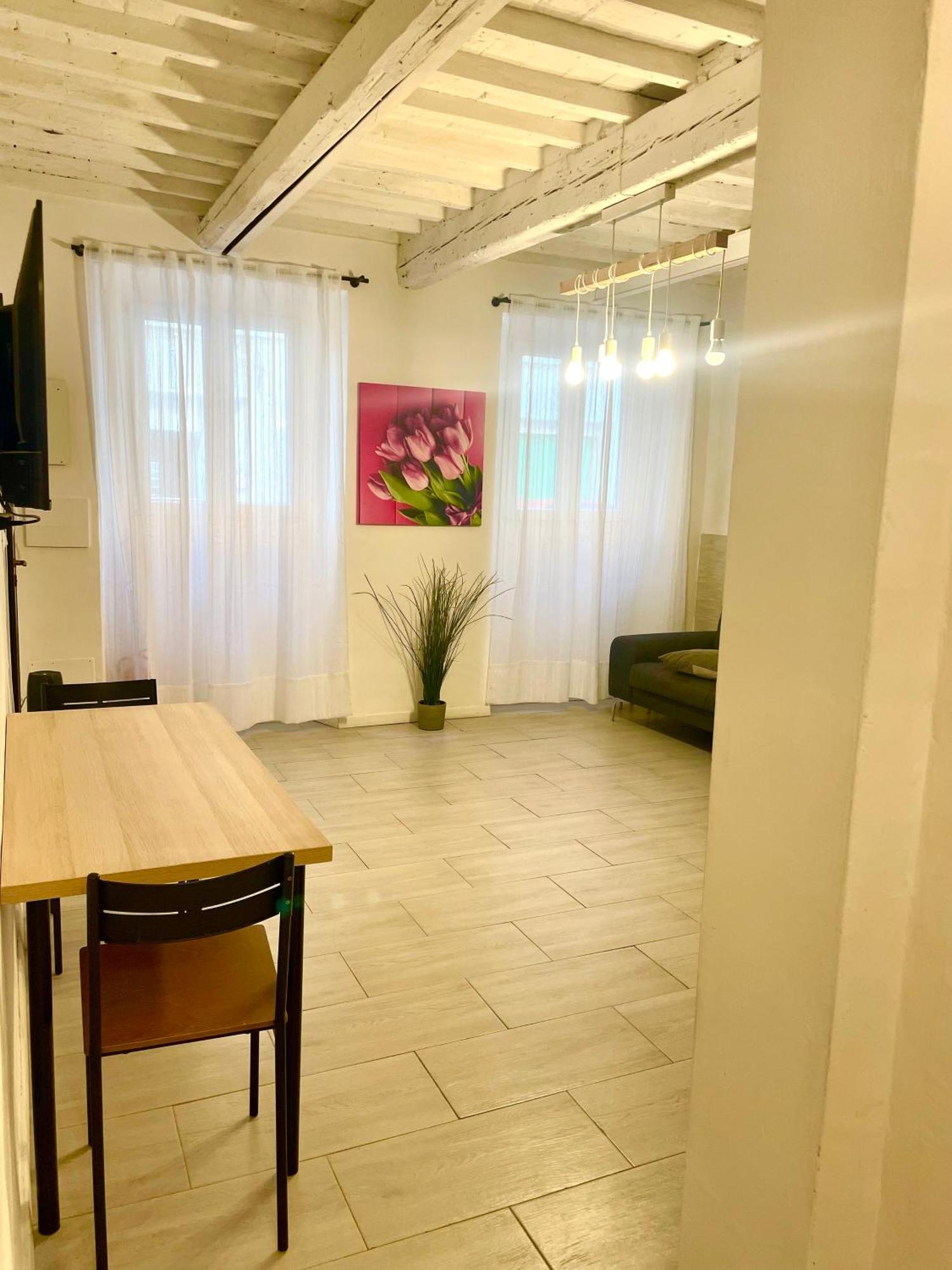 New Apartment 2 Minute From The Port ลีวอร์โน ภายนอก รูปภาพ