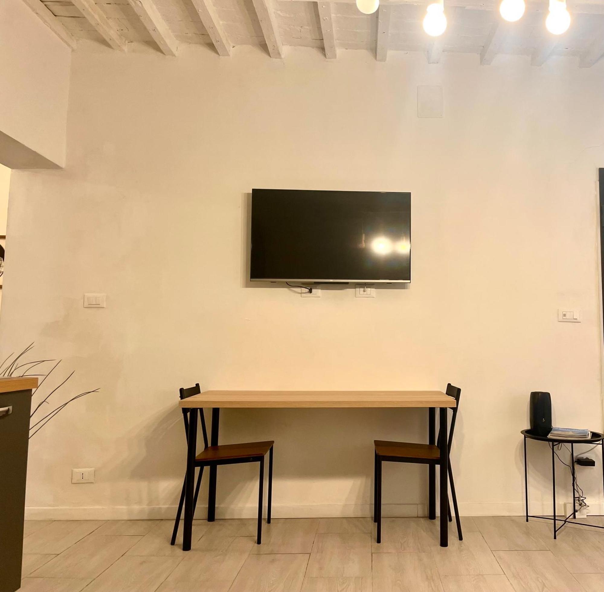 New Apartment 2 Minute From The Port ลีวอร์โน ภายนอก รูปภาพ